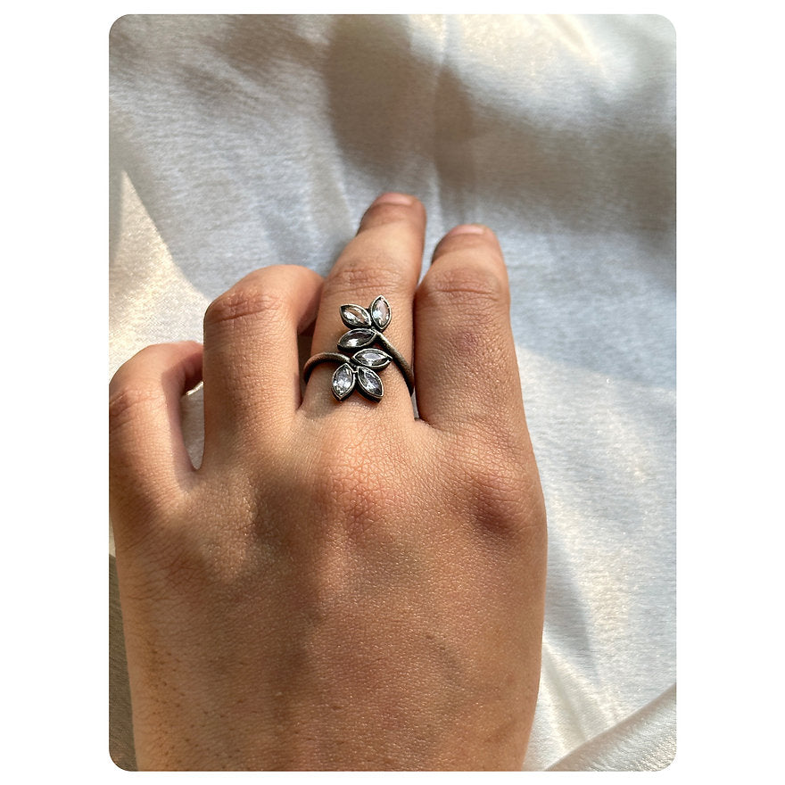 Silver Oxidised White Stone Leaf Ring