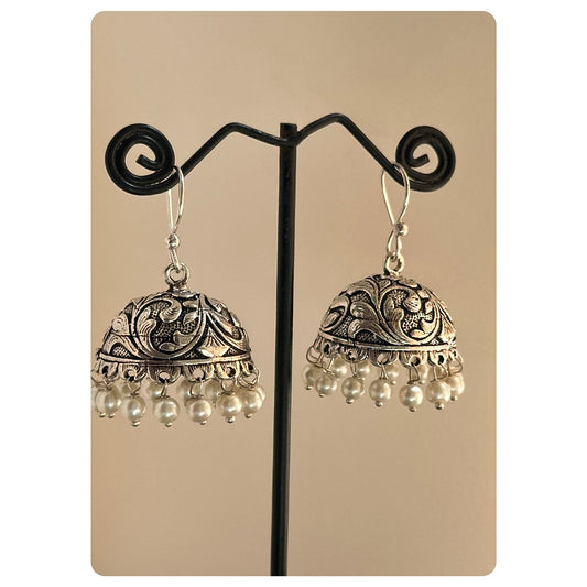Silver Toned Small Floral Patterned Basic Jhumkas